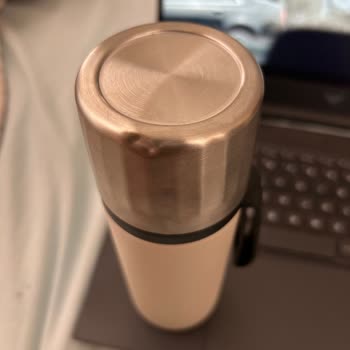 Ezilmiş Termos İçin Çözüm Ve İletişim Bekliyorum