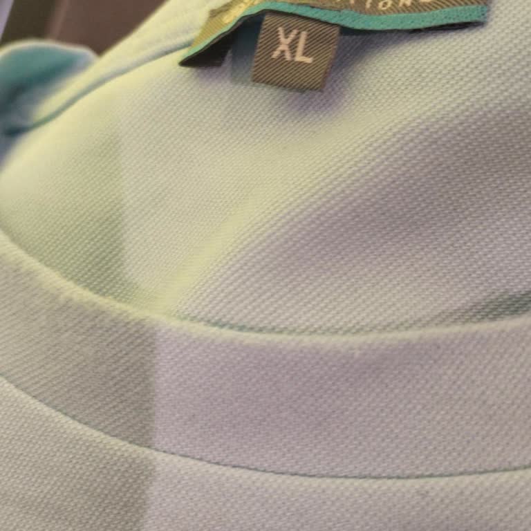 Yeni Alınan Tişörtte İlk Giyimde Yaka Deformasyonu Sorunu