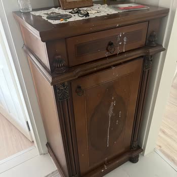 Patlayan Kefirix Ürünü Halı Ve Eşyalarımı Kirletti, Mağduriyetimi Giderin