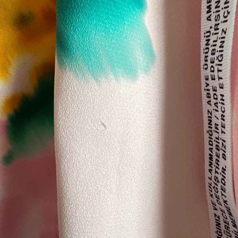 Aldığım Elbise Defolu Çıktı, İade Talebime Dönüş Yapılmıyor