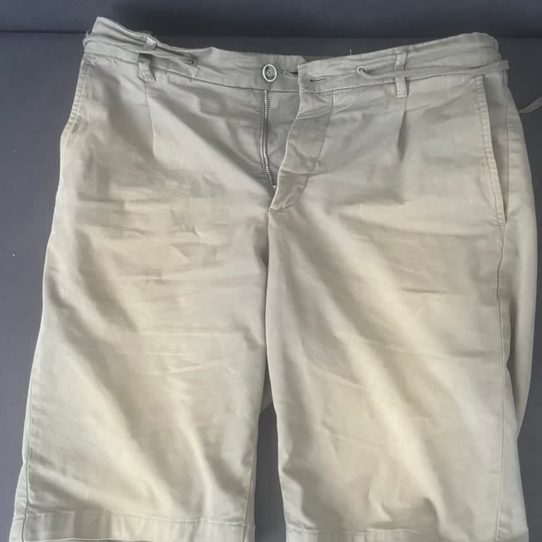 İlk Yıkamada Rengi Açılan Şort Ve Müşteri Hizmetlerine Ulaşamama Sorunu