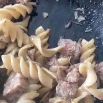 Başyazıcı Kavurmada Ağır Koku Sinirli Lastik Gibi Aşırı Yağlı