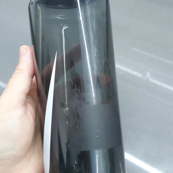 Yeni Alınan Mataranın Etiket Kalıntısı Çıkmıyor, İade Ya Da Değişim İstiyorum