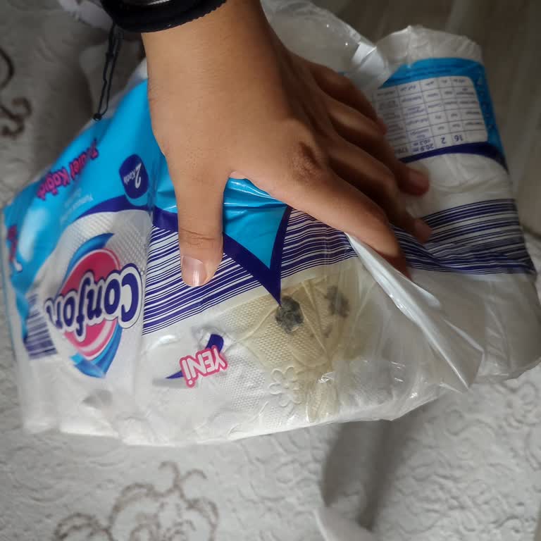 Yeni Alınan Tuvalet Kağıdında Küfe Benzer Maddeyle Karşılaşmak Şok Edici Bir Deneyim