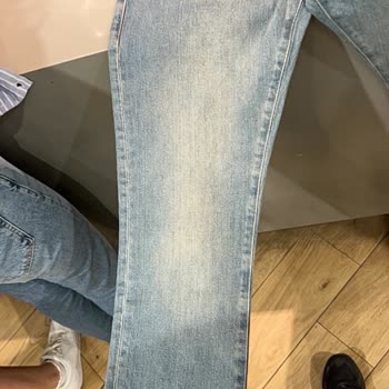 Aldığım Ürünle Farklı Renk Gösterilerek Yanıltıldım