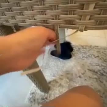 Emre Kıral Büro Ve Bahçe Mobilyalar Kenarlarından Çıktı!