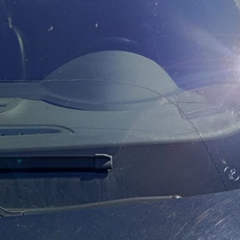 Bakım Sonrası Oluşan Cam Çatlağı İçin Sorumluluk Alınmıyor