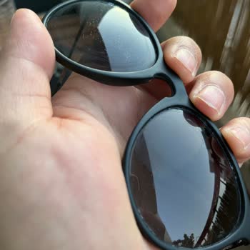 Rayban Gözlükte Boya Atması Ve Camda Soyulma Sorunu, Çözüm Sunulmaması