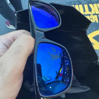 Gözlük Temizliği Sonrası Camlar Çizildi, Tatilim Mahvoldu