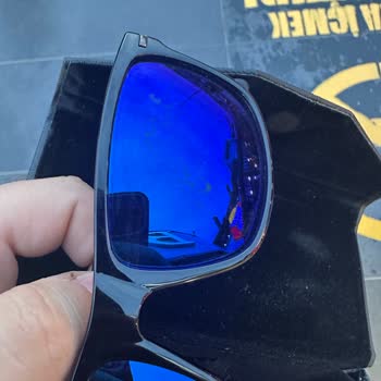 Gözlük Temizliği Sonrası Camlar Çizildi, Tatilim Mahvoldu