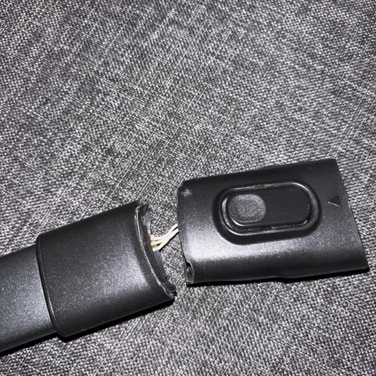 Süpürgenin Plastik Parçası Sürekli Kırılıyor, Kalıcı Çözüm Bekliyorum