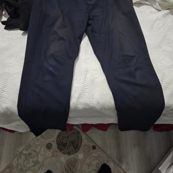 Boyner'den Aldığım Pantolonlarda Kısa Sürede Solma Ve Yıpranma Sorunu