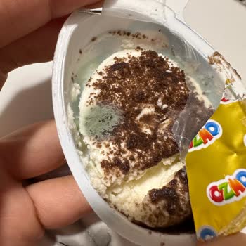 Son Kullanma Tarihi Geçmemiş Ozmo Sürpriz Yumurtada Küf Sorunu Ve Açıklama Talebi