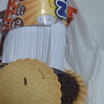 Aldığım Eti Cin Paketinden Kurtlar Çıktı Sağlık Riski Yaşadım