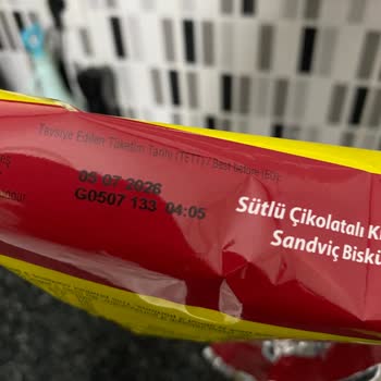 Aldığım Bisküvi Paketinde Kurt Çıkması Nedeniyle Mağduriyet Yaşıyorum