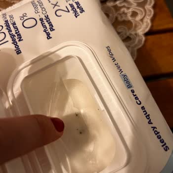 Küflü Islak Mendil: Bebeğimin Sağlığı Tehlikeye Girdi, Açıklama Ve İade Talebim Var