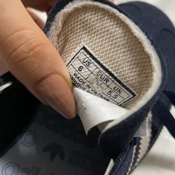 Yanlış Numara Ayakkabı Gönderildi Etiketi Değiştirilmiş Açıklama Yapılmadı