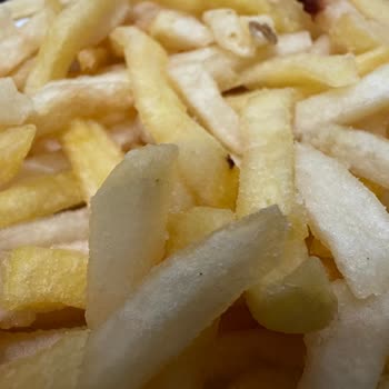 Bayat Ve Geciken Siparişe Çözüm Bulunmadı, Ücret İadesi Talebim Var