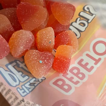 Son Kullanma Tarihi Geçmemiş Jelibonlarda Küf Ve İlgisiz Müşteri Hizmetleri