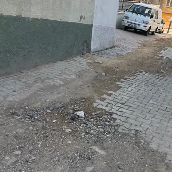 Kazı Sonrası Asfalt Yapılmayan Sokaklar Yaşam Kalitemizi Düşürüyor