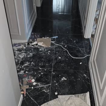 Ecrin Elektrik | Ustaelektrikciniz.com Usta İşini Tamamlamadan Daha Fazla Para Talep Etti!