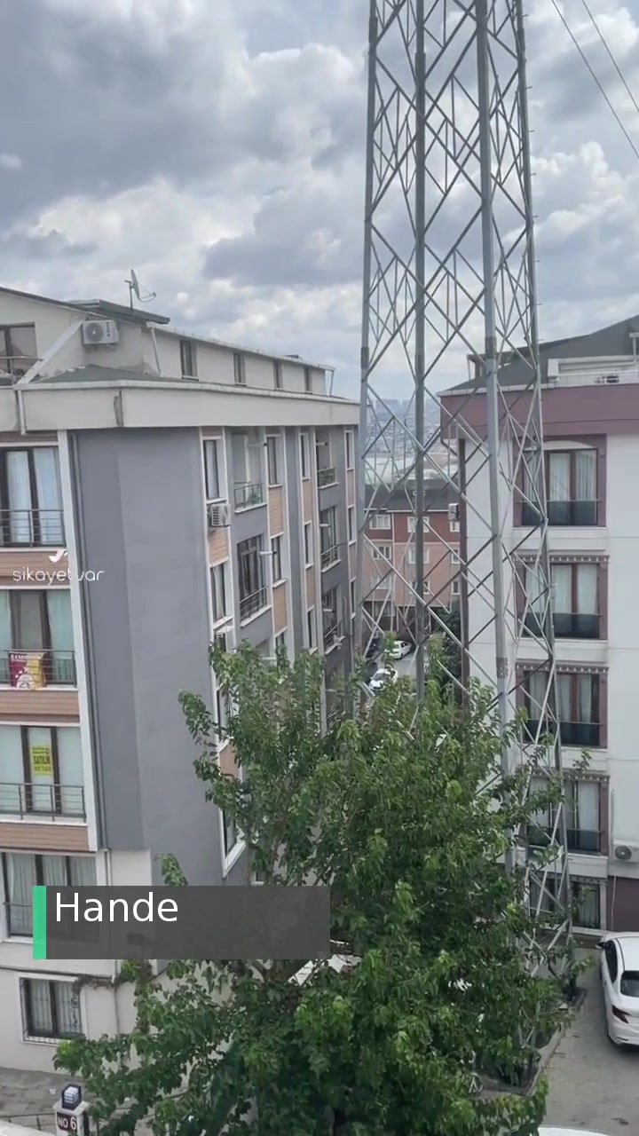 Büyükçekmece Belediyesi Sokak Ortasında Trafo! videonun kapak resmi