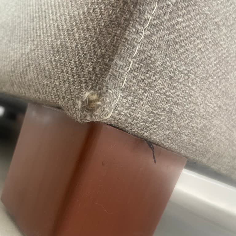 Köşe Koltuk Teslimatında Hasar Ve Süreçte Yaşanan Gecikmeler