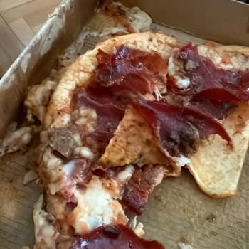 Yemeksepeti Kuryesinden Ayrılamama Nedeniyle Maddi Kayıp Ve İletişimsizlik