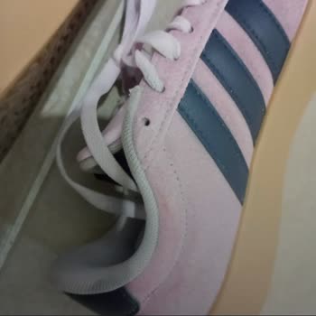 Yeni Alınan Adidas Ayakkabı İlk Kullanımda Renk Attı Ve Trendyol Çözüm Sunmuyor