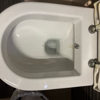 Otel Odasında Temizlik Ve Hizmet Sorunlarıyla Karşılaştık