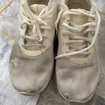 FLOdan Alınan Puma Ayakkabı Kısa Sürede Yırtıldı Değişim Reddedildi