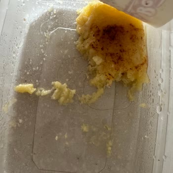 BİM Tatlı Bey Peynir Helvasında Kıl