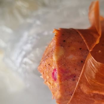 Sucuk Ürününde Yabancı Madde ve Müşteri Hizmetleri Şikayeti