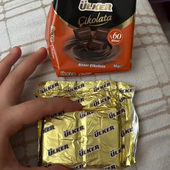 Aldığım Ülker Bitter Çikolatanın Yarısı Eksikti Ve Müşteri Hizmetleri Yardımcı Olmadı