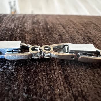 Swarovski Bileklikler Kısa Sürede Bozuldu, Servis Desteği Yok