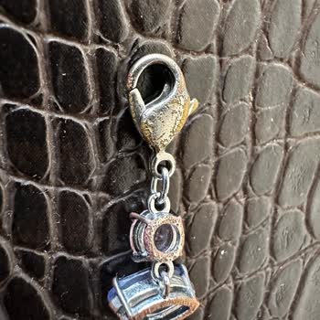 Swarovski Bileklikler Kısa Sürede Bozuldu, Servis Desteği Yok