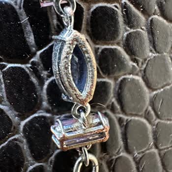 Swarovski Bileklikler Kısa Sürede Bozuldu, Servis Desteği Yok