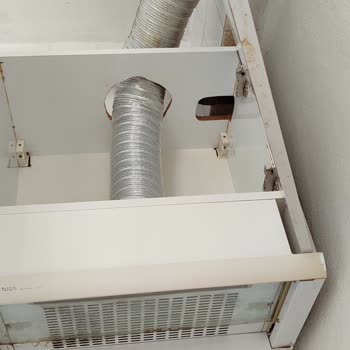 Temizlik Görevlisinin Zamanında Gelmemesi Ve Hizmetin Eksik Ve Kötü Sunulması