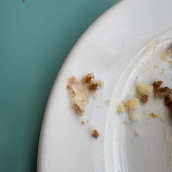 Beyaz Fırın Etiler Şubesinde Tekrarlayan Hijyen Sorunları Ve İlgisiz Yaklaşım