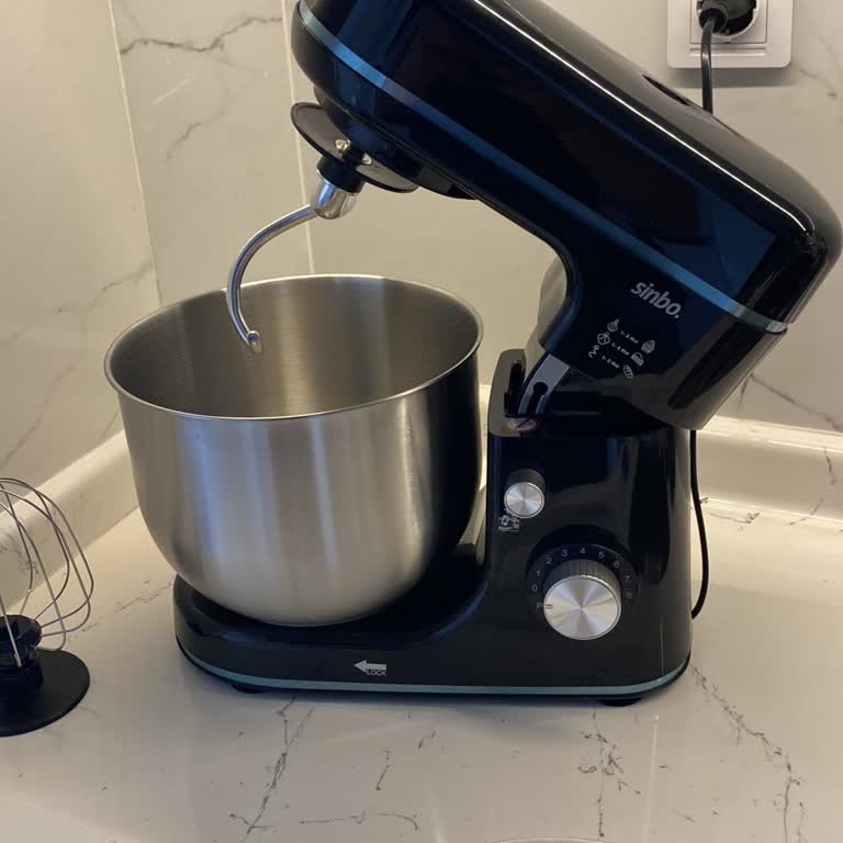 Sinbo Hamur Yoğurma Makinesi Arızalı Çıktı, Yanık Kokusu Ve Duraksama Sorunu