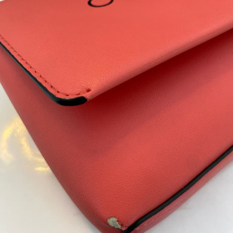 Kısa Sürede Deforme Olan Çanta Ve Fatura Sorunu