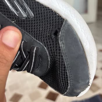 Kısa Sürede Yıpranan Skechers Çocuk Ayakkabısı İçin Değişim Veya İade Talebi