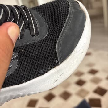 Kısa Sürede Yıpranan Skechers Çocuk Ayakkabısı İçin Değişim Veya İade Talebi