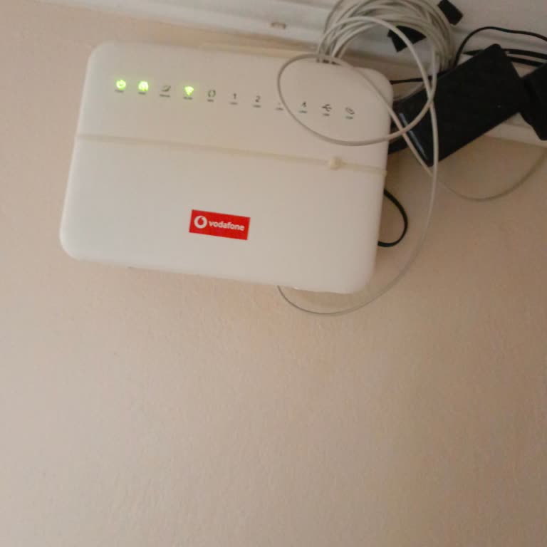 Bir Haftadır Açılmayan İnternet Ve Çözümsüz Müşteri Hizmetleri Mağduriyeti