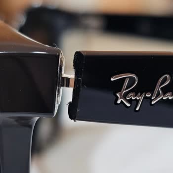 Request for Refund Due to Defective&nbsp;Ray-Ban Sunglasses