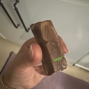 Son Kullanma Tarihi Geçmemiş Bozuk Çikolata İçin İade Talebim Reddedildi