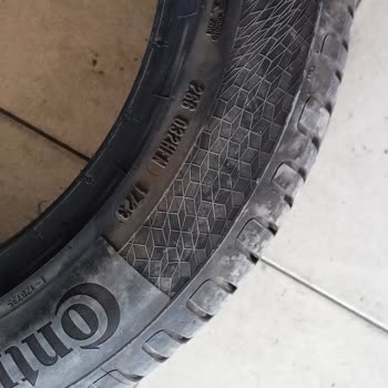 Mi neumático Continental Ultra Contact se pinchó a los 5.000 km, garantía rechazada