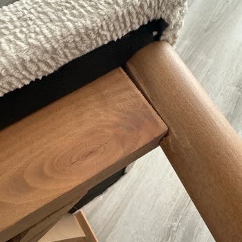 Satın Aldığım Sandalyenin Ayakları Çıktı, Yetkiliye Ulaşamıyorum