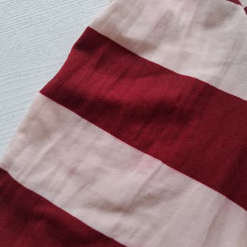 İlk Yıkamada T-shirtte Ciddi Renk Karışması Mağduriyeti Yaşadım