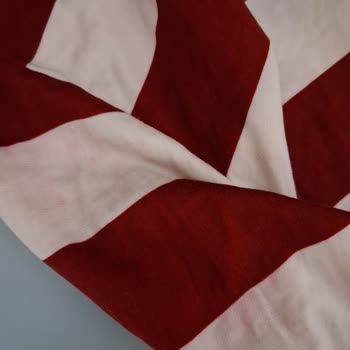 İlk Yıkamada T-shirtte Ciddi Renk Karışması Mağduriyeti Yaşadım